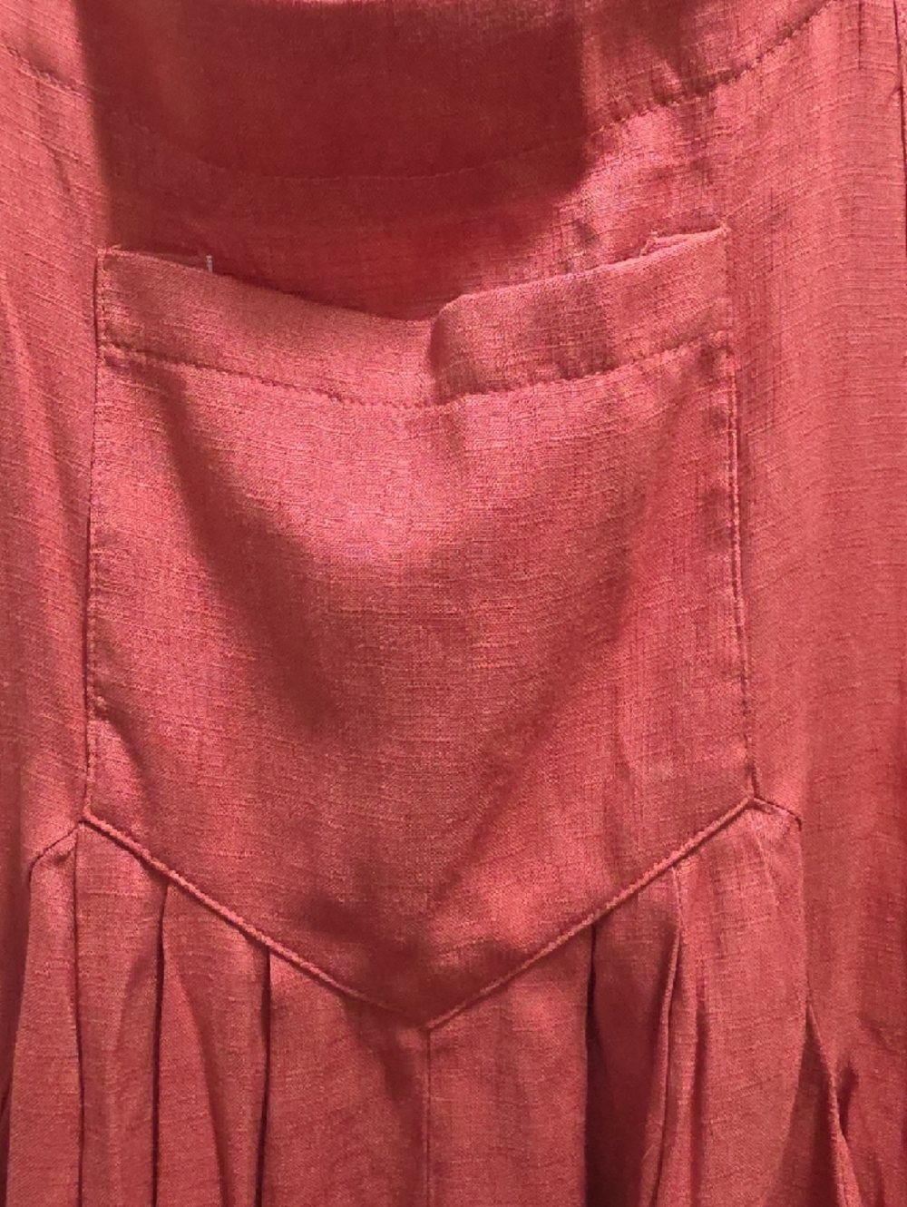 Rust-Red Lightweight Linen Overalls - Picture 3 of 4